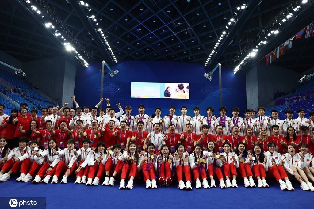 2022年1月，他曾租借加盟埃弗顿，在7场比赛里打入过1球。